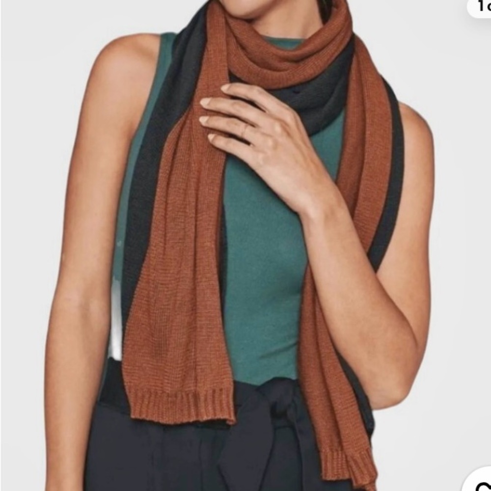 Summersalt Brown & Black Scarf